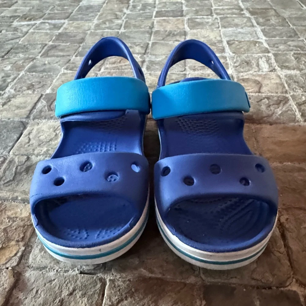 Crocs Kids Blue Sandals - Picture 3 of 8